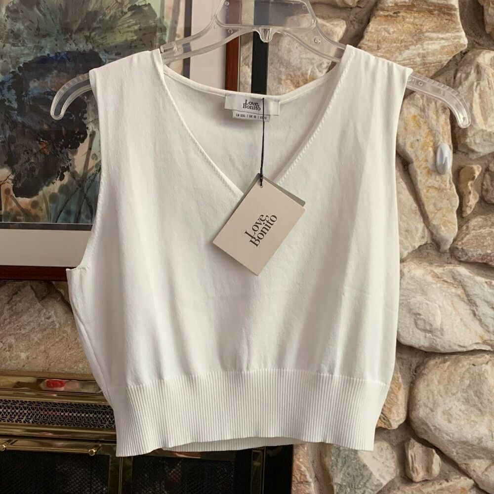 NWT Love Bonito crop sleeveless top
